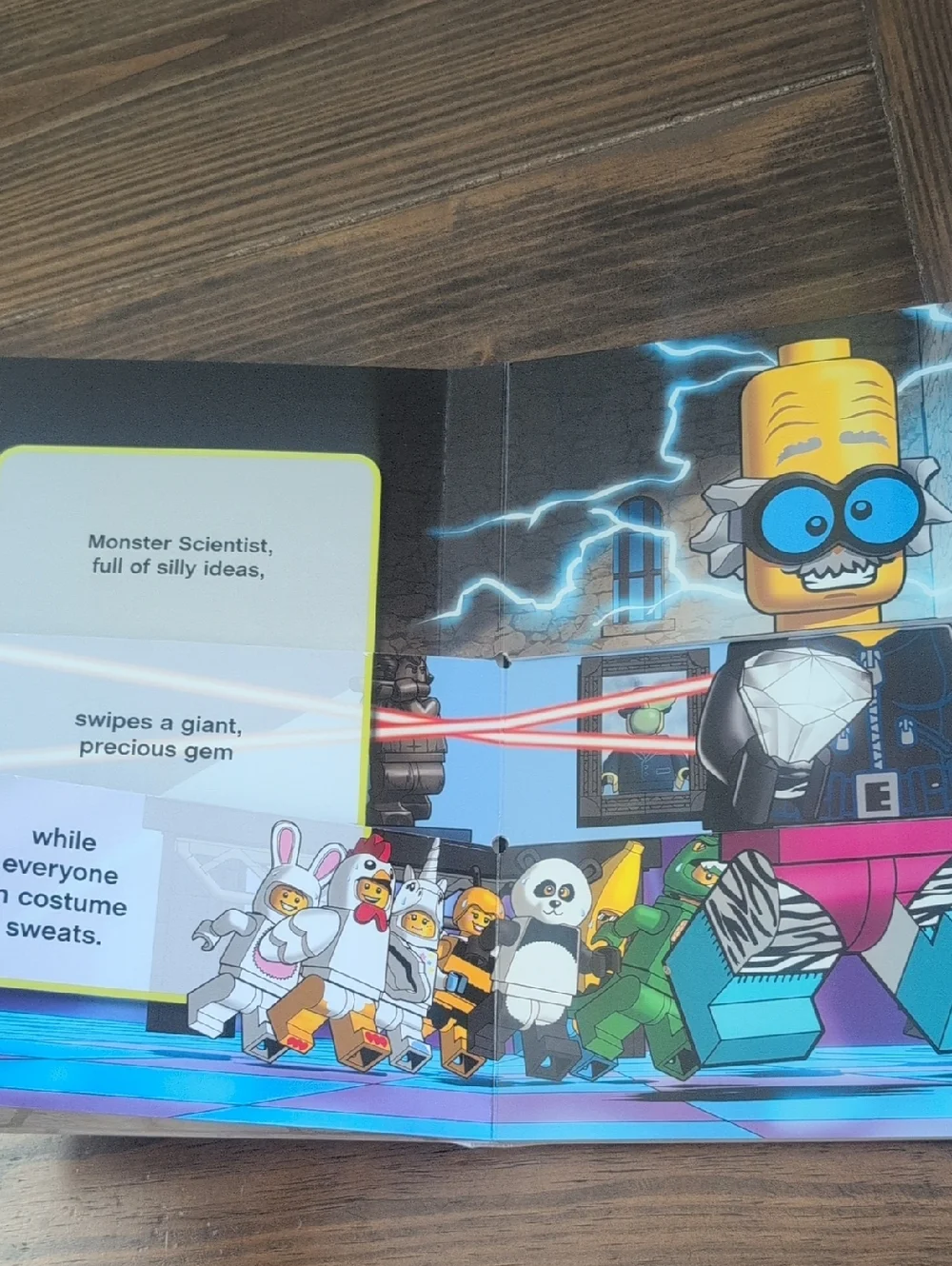 ⭐3/$12⭐ LEGO Minifigures Mix & Match Board Book - Picture 4 of 5